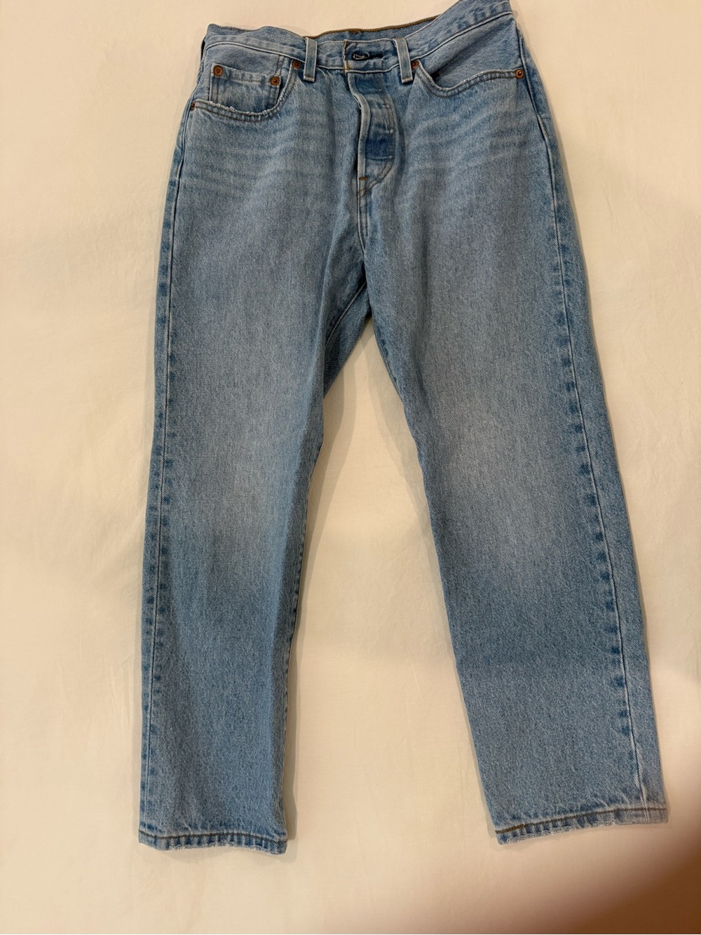 Women’s Levi’s 501 length 26 w27